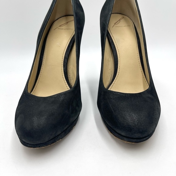 Brian Atwood Frédérique black satin suede round toe heels size 8.5 - Picture 3 of 9